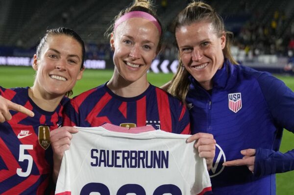 La capitana de Estados Unidos Becky Sauerbrunn se pierde el Mundial 2023