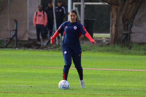 Karen Araya y la era Luis Mena en La Roja: “Ha sido un proceso distinto, diferente”