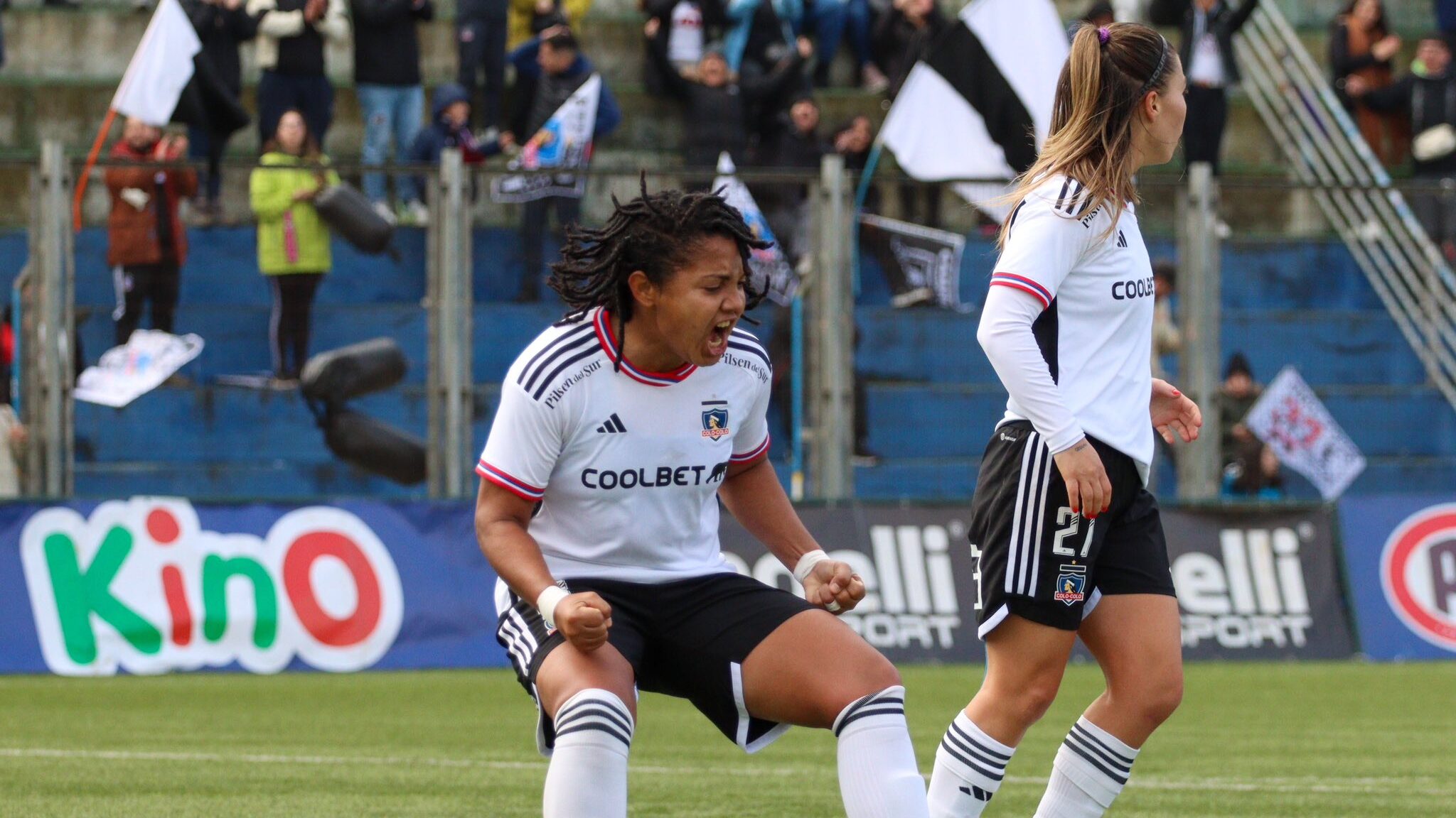 Ysaura Viso celebrando su gol contra la UdeC