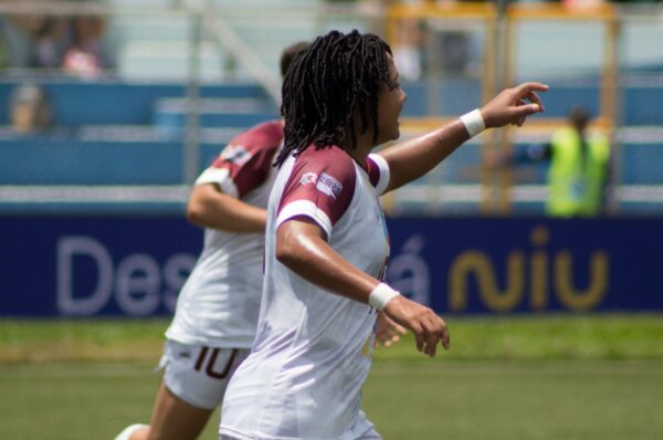 Ysaura Viso se luce con dos goles en el debut de Venezuela en los Juegos Centroamericanos