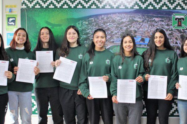 Deportes Temuco confirma sus primeros 9 contratos profesionales