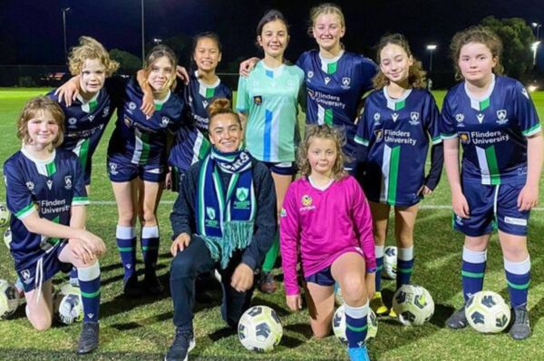 María José Rojas anota en el empate del Flinders United