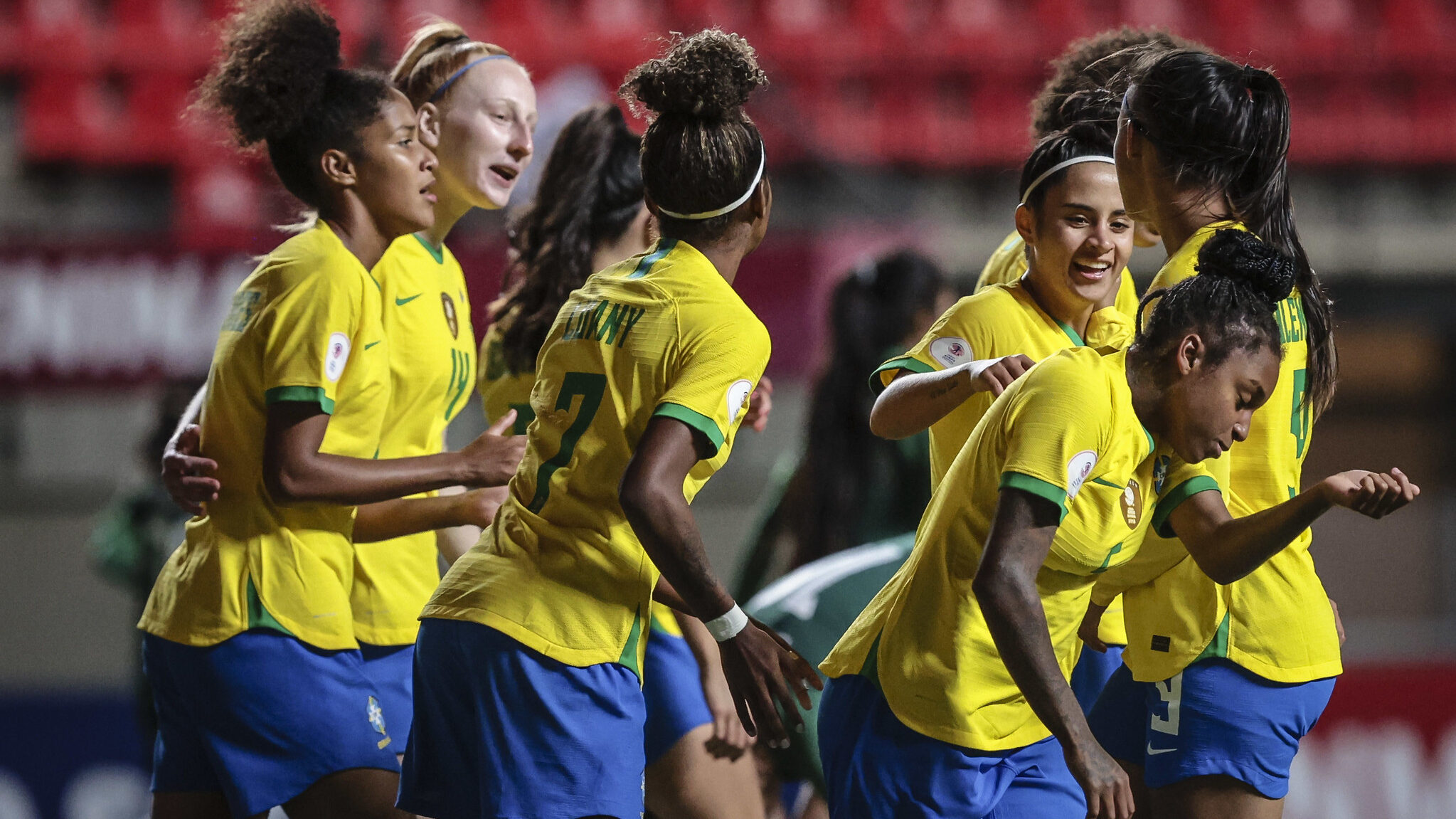Brasil se la juega con permisos para ver el Mundial Femenino a sus funcionarios públicos