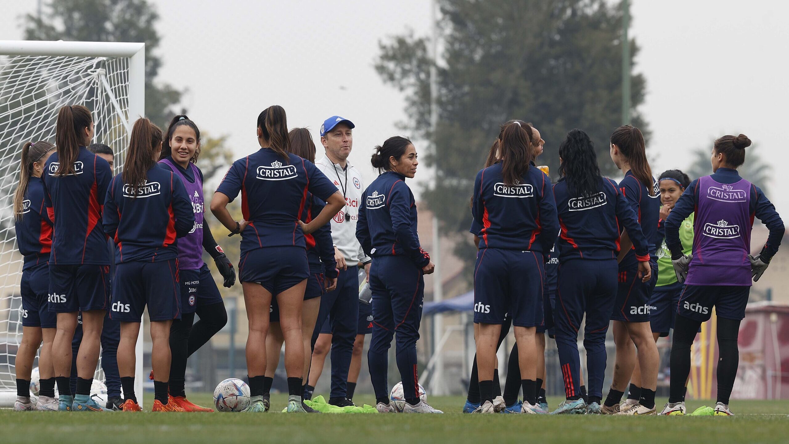 Luis Mena anticipa los amistosos de La Roja contra Nueva Zelanda