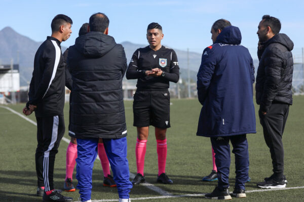 Suspenden Barnechea vs Unión Española en el Ascenso por falta de ambulancia
