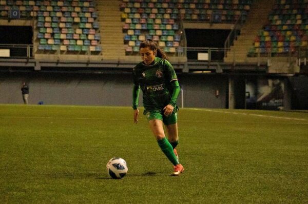 Estefany Vargas se sumará a la legión chilena en Deportivo Lugo