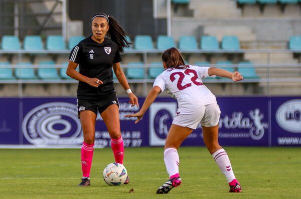 Termina la huelga y vuelven a la competencia las chilenas en Liga F