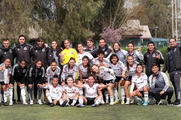 Colo-Colo comienza la venta de entradas ante la UC y busca el récord de público