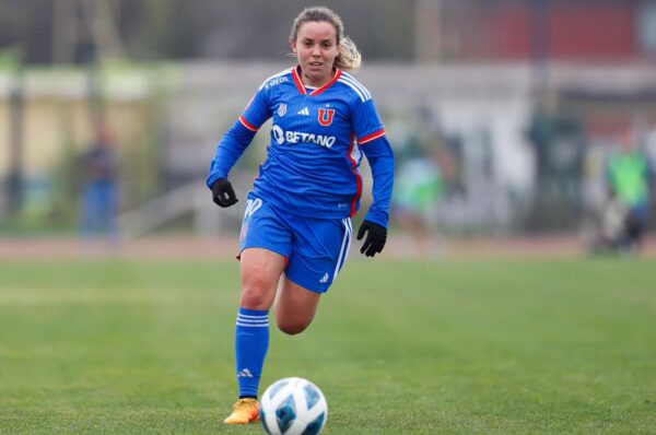 Nicole Fajre se convierte en la segunda salida de U de Chile previo a semis