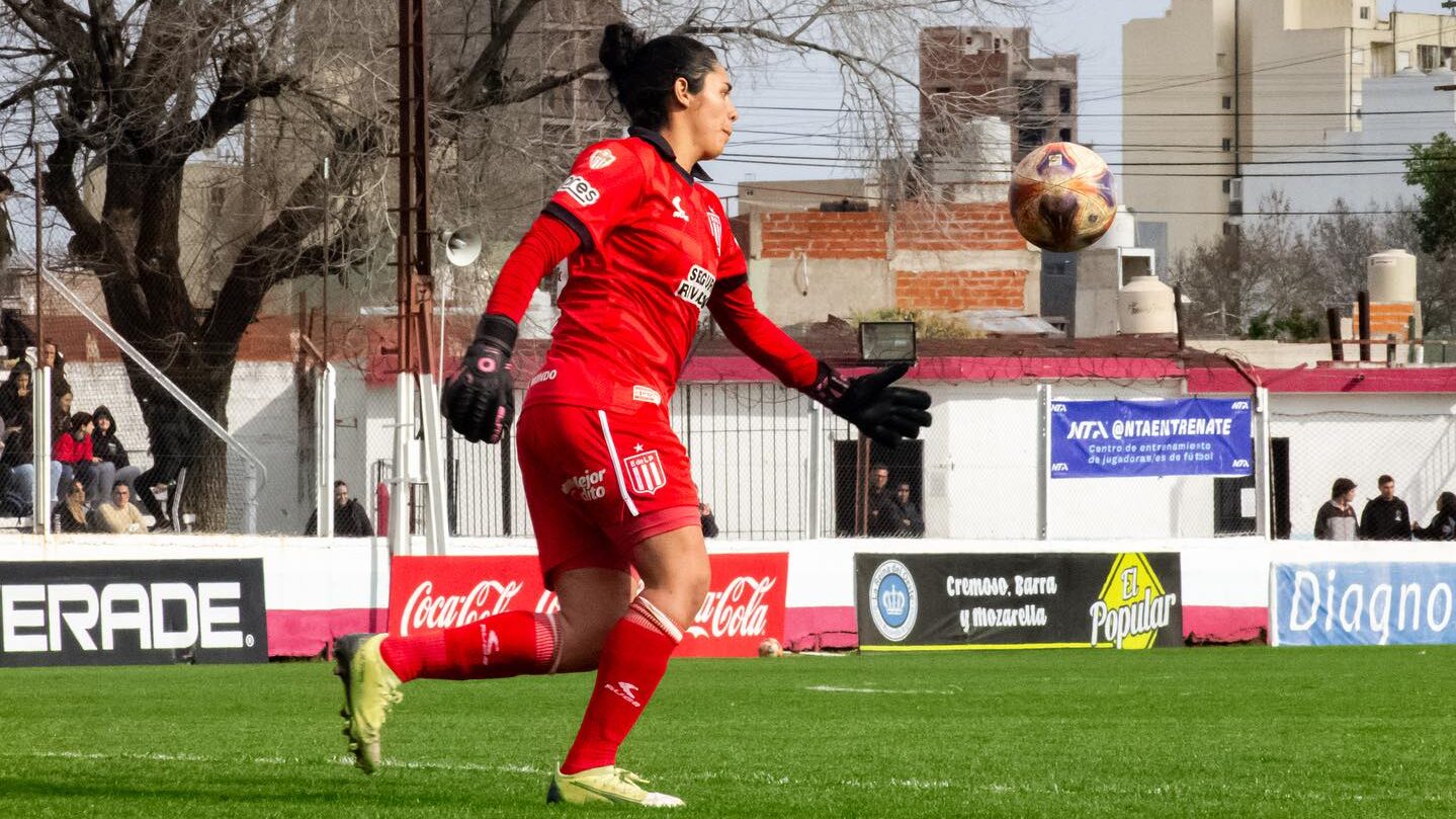 Fernanda Zúñiga deja Estudiantes de La Plata de Argentina