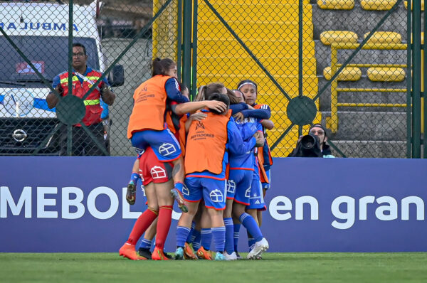 Universidad de Chile estira su racha y derrota a Olimpia en Libertadores