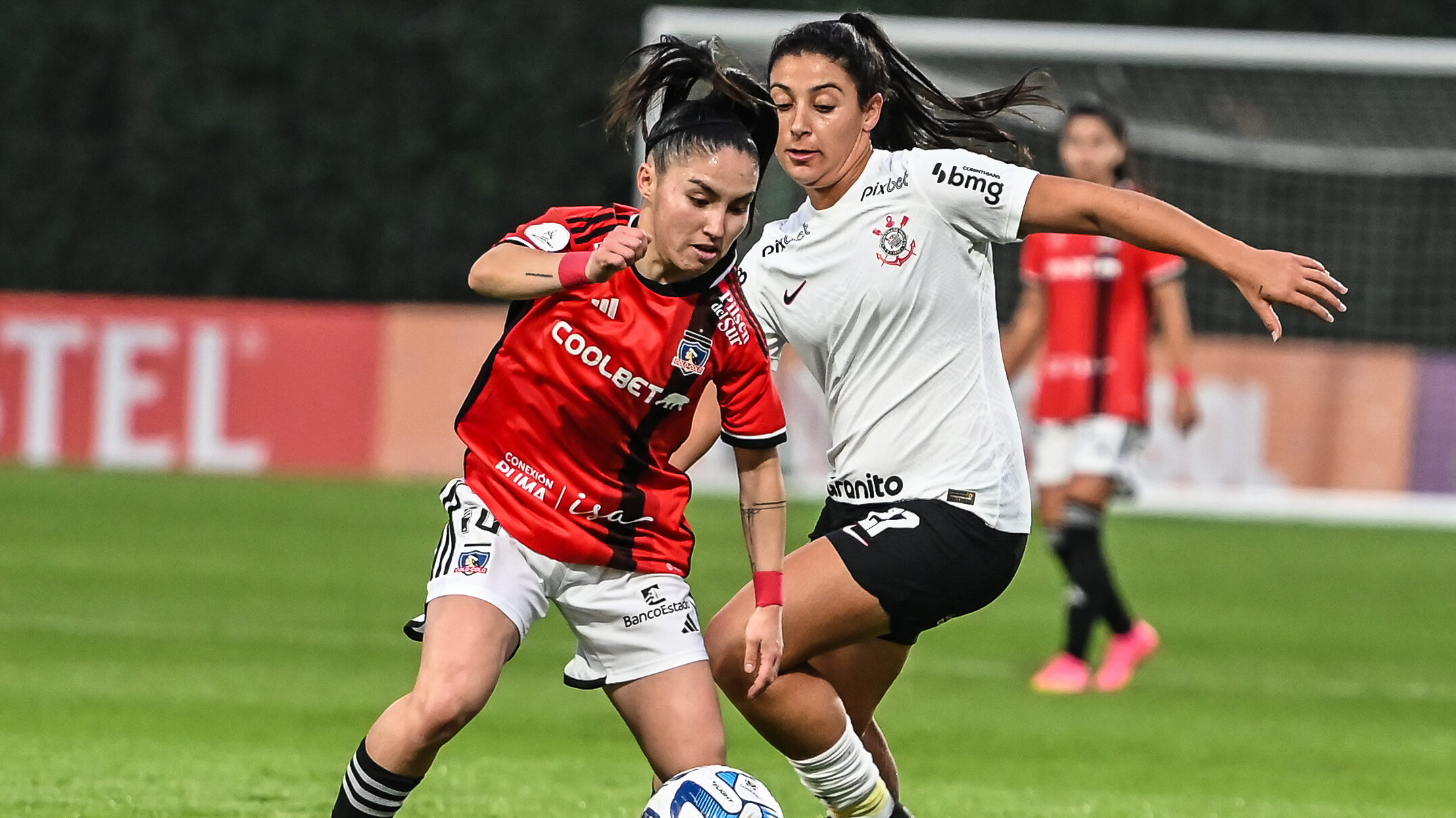 Javiera Grez: “Uno de mis objetivos era jugar Copa Libertadores con Colo-Colo”