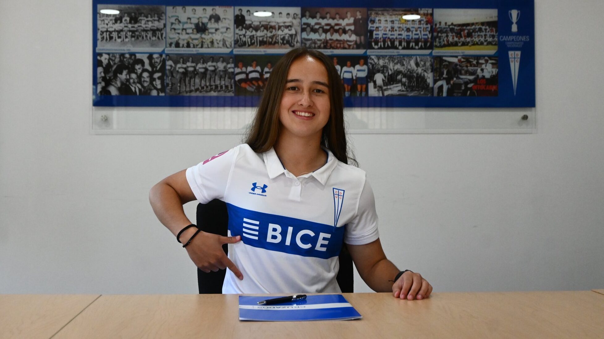 Agustina Heyermann es la segunda renovada de Universidad Católica para 2024