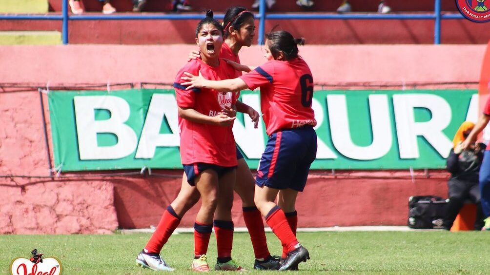 Javiera Roa vuelve al gol con Municipal y se acercan a play-offs