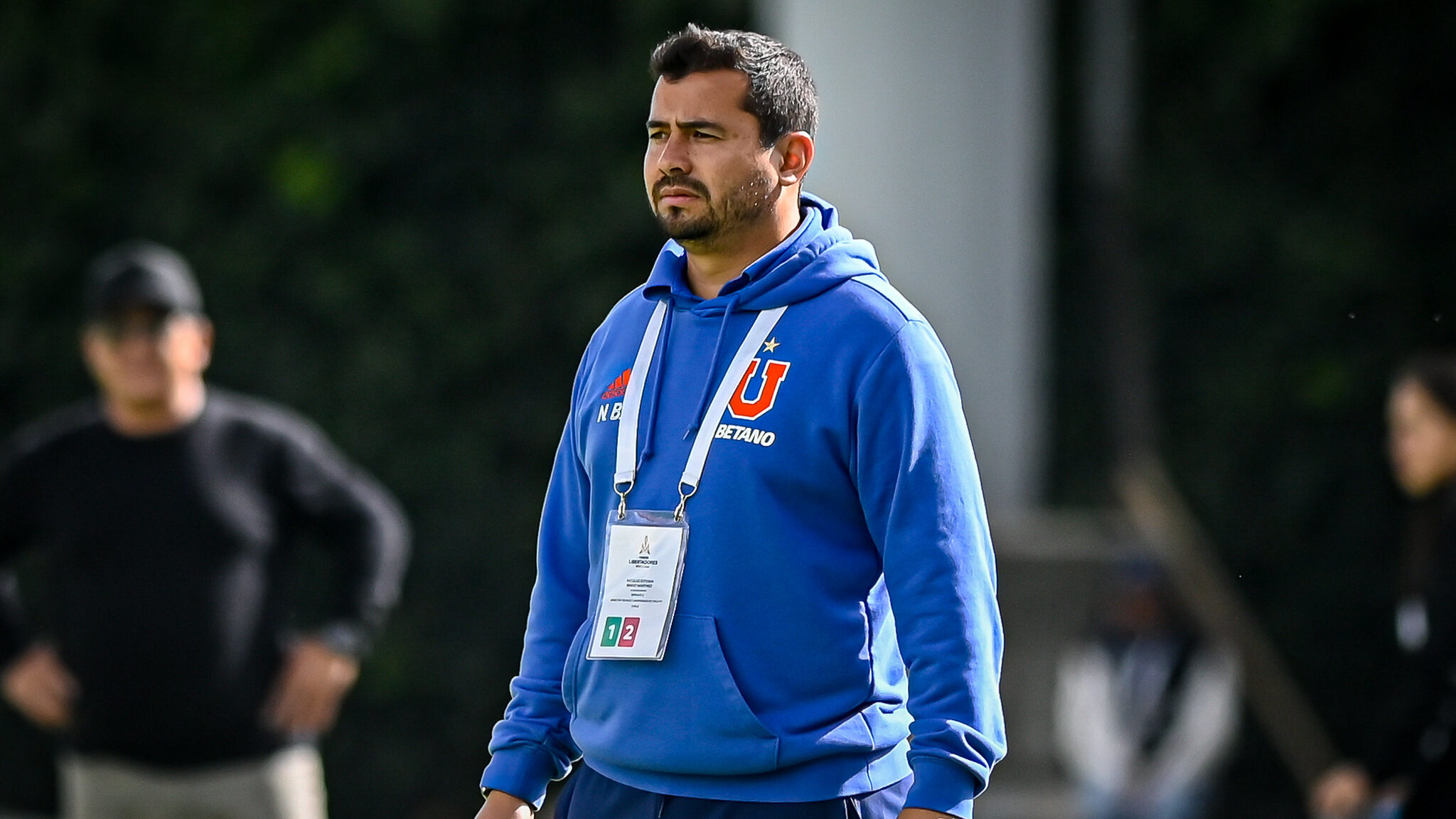 Nicolás Bravo deja de ser entrenador de Universidad de Chile