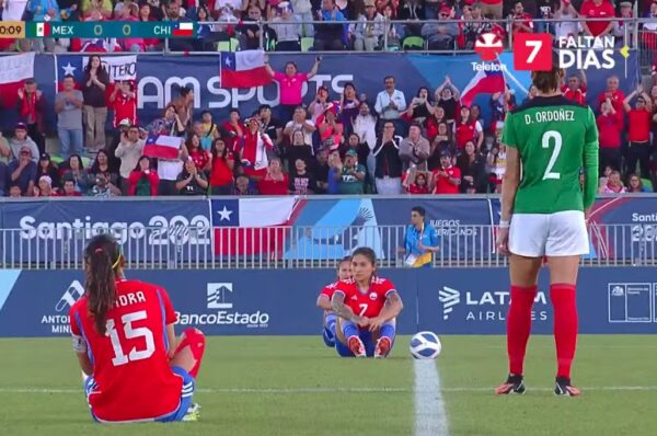Las protestas simbólicas de La Roja en la final de Santiago 2023