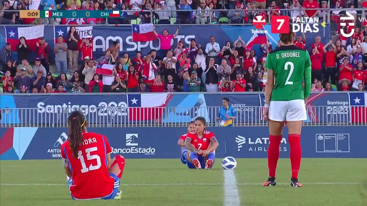 Las protestas simbólicas de La Roja en la final de Santiago 2023