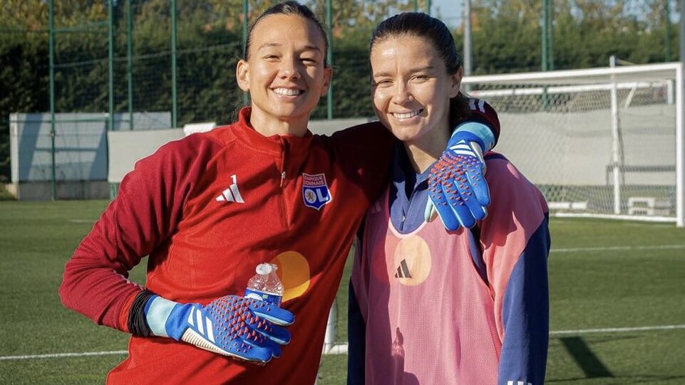 Olympique de Lyon entrega su versión del desacuerdo con La Roja por Christiane Endler