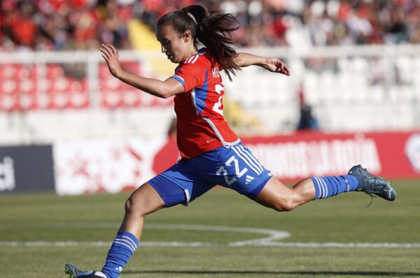 Las voces del recambio: Agustina Heyermann y Melissa Bustos analizan su debut en La Roja