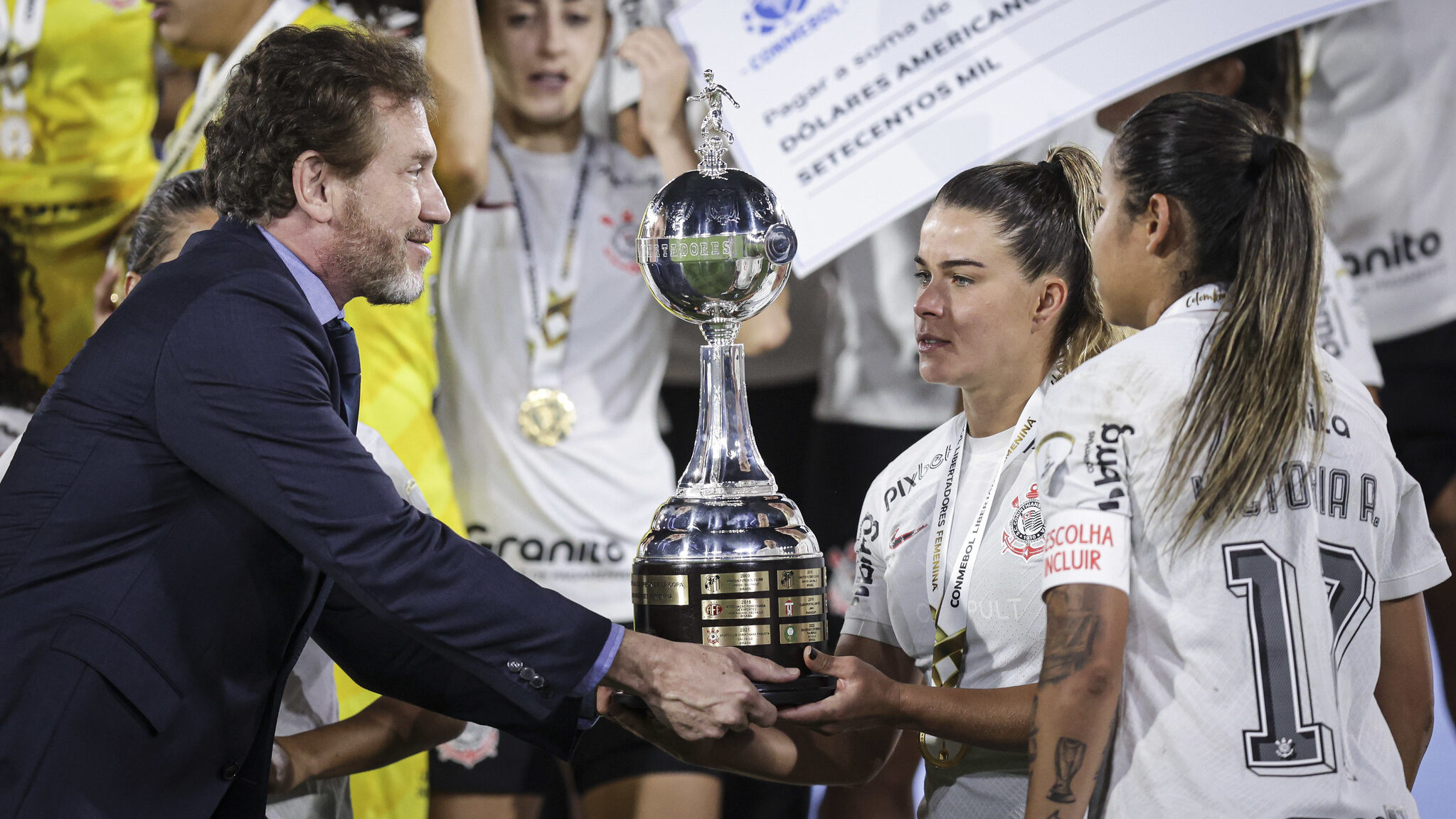 Chile postula a la localía de la Copa Libertadores Femenina 2024