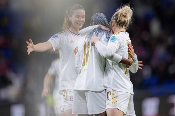 Olympique de Lyon sigue invicto en UWCL y vence al Brann