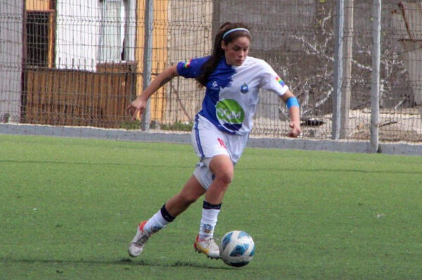 Ianna Jeraldo cambia Deportes Antofagasta por Defensores del Ilucán de Perú