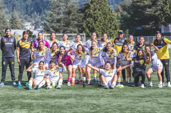 Milenka Gavilán y Julieta Zepeda anuncian su salida de Coquimbo Unido