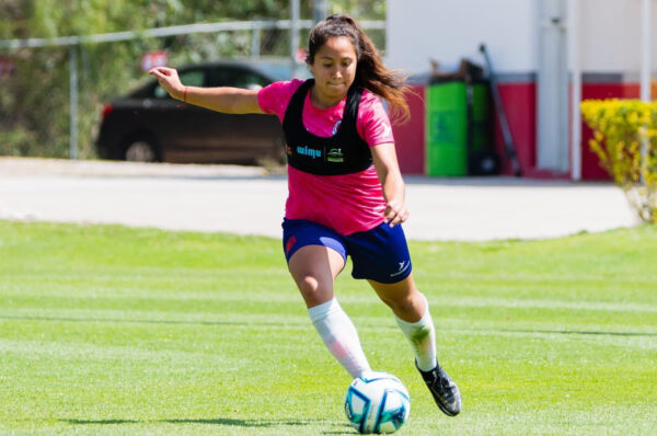 Melissa Espina vuelve a Chile y es nuevo refuerzo de Audax Italiano