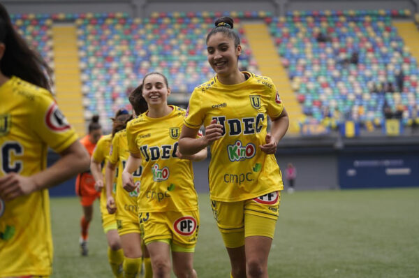 Constanza Santander confirma su adiós de Universidad de Concepción