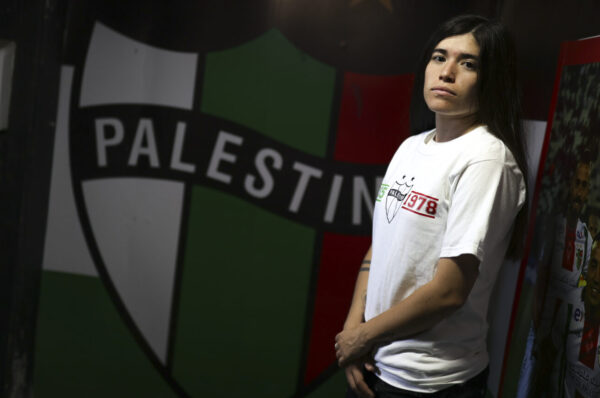 Rachel Padrón se sube al camello y renueva con Palestino