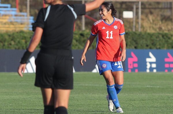 Yessenia López festeja la victoria de La Roja vs Jamaica: “Siempre es rico ganar”