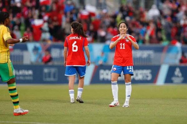 Paloma López va en ayuda de los damnificados por los incendios en Viña del Mar