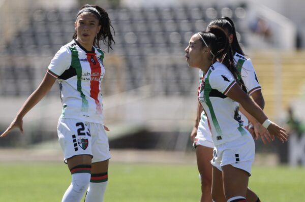 Palestino y Antofagasta rescatan un divertido empate en La Cisterna