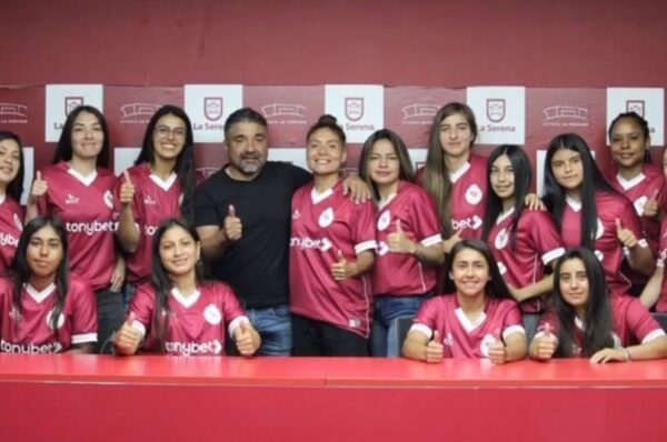 Deportes La Serena anuncia cinco contratos para el Ascenso 2024