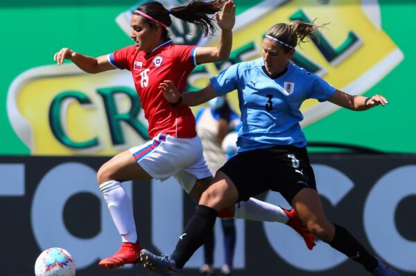 Uruguay programa los dos amistosos de abril contra La Roja
