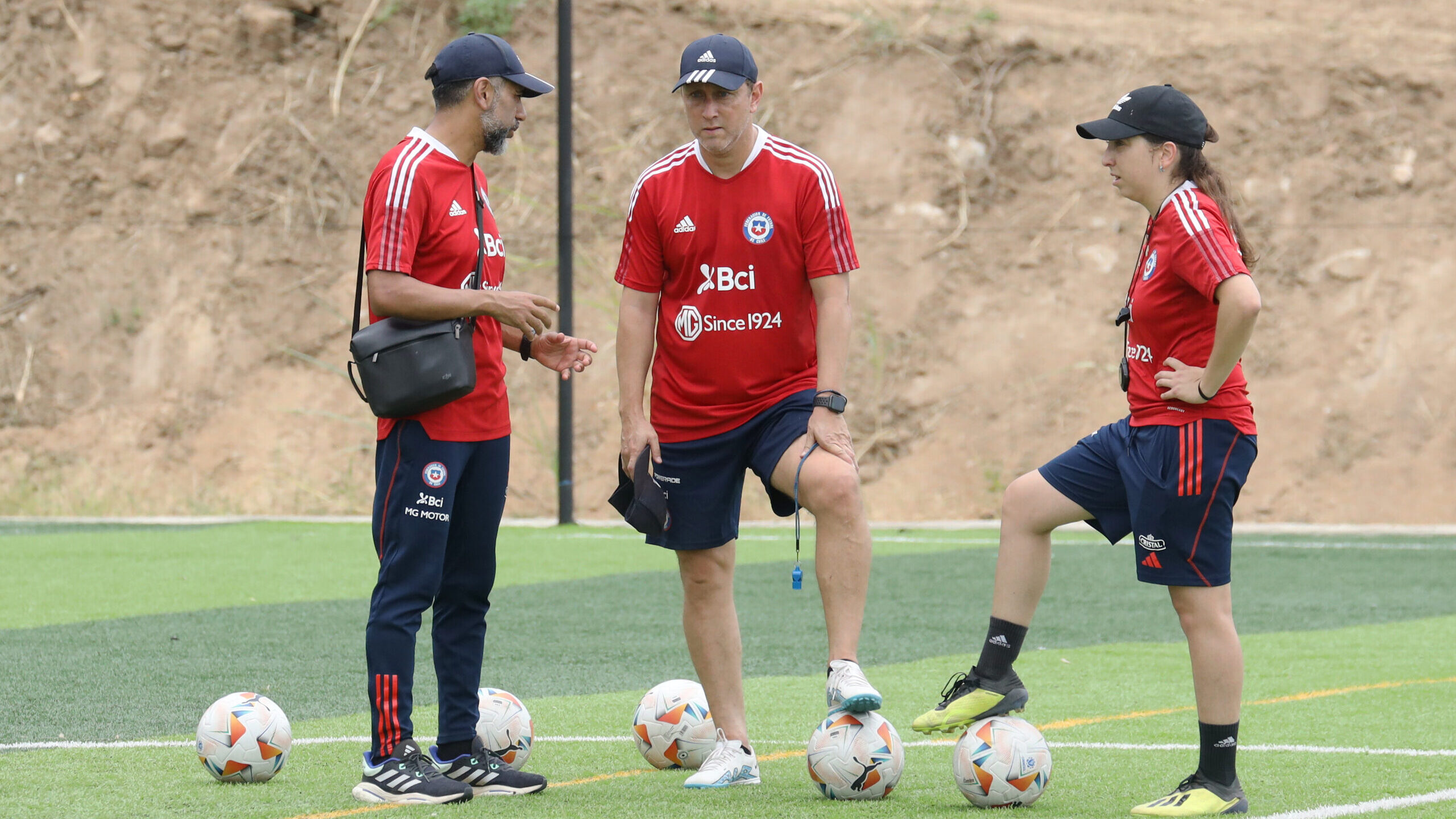 Luis Mena proyecta el Sudamericano Sub-20 con La Roja: “Están bien compenetradas”