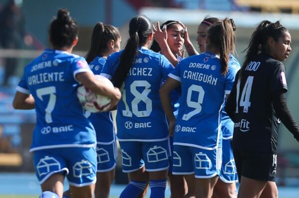 Universidad de Chile vence con holgura a Santiago Morning