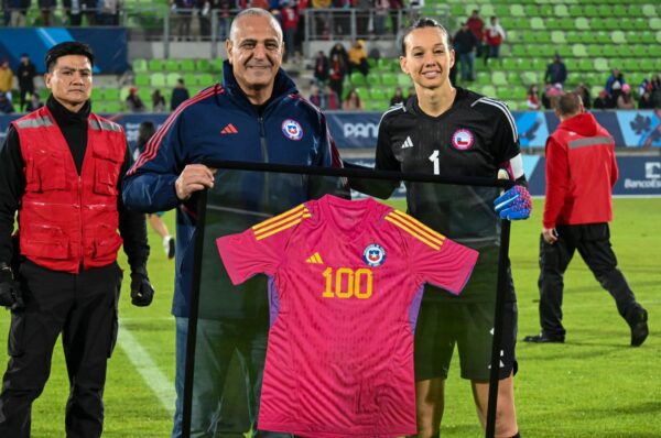 Christiane Endler revela graves precariedades por las que renunció a La Roja