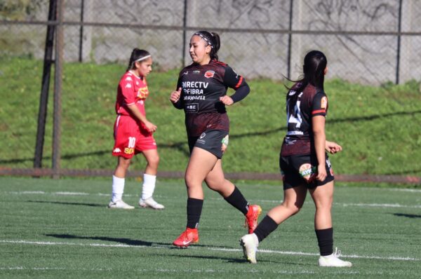 Karen Coloma se despide de Unión Araucanía y llega a U de Conce