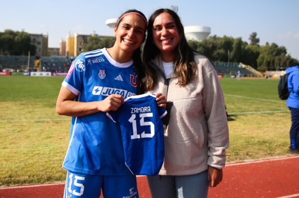 Daniela Zamora relata su lucha por la maternidad y el apoyo de U de Chile