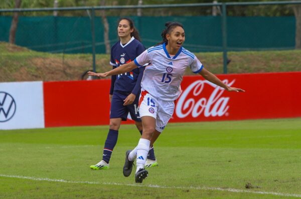 Fernanda Araya y su hat-trick con La Roja: “Es producto del trabajo y la rigurosidad”