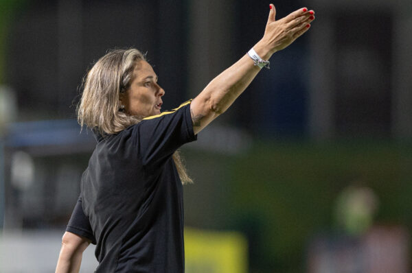 Tatiele Silveira asume su responsabilidad en la eliminación de Colo-Colo de Copa Libertadores