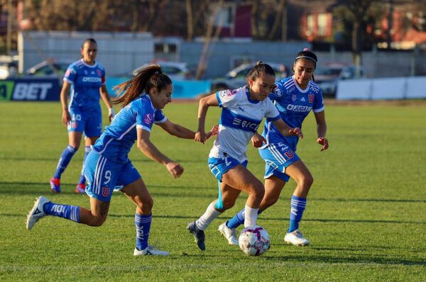 Las citadas de la UC y U de Chile para torneo en Puerto Natales