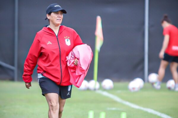 Paula Navarro y el balance de Santiago Morning en Libertadores