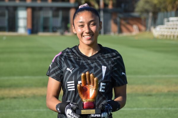 Constanza Barrientos es bicampeona del Torneo de Arqueros Conmebol