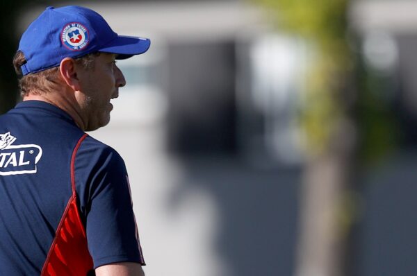 Luis Mena anticipa los amistosos entre La Roja y Uruguay: “Esperamos estar a la altura”