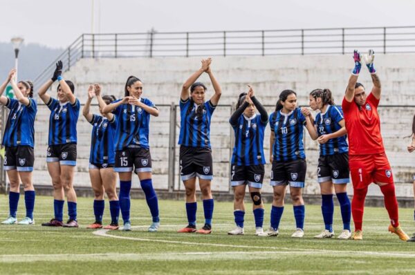 Huachipato festeja su título del Ascenso Femenino 2024