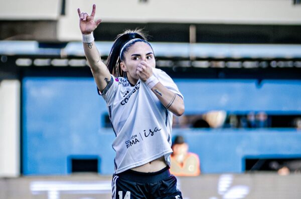 Javiera Grez continuará en Colo-Colo por todo 2025