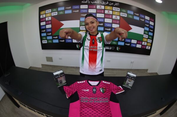 Contansa Ojeda se convierte en la segunda contratada por Palestino para 2025