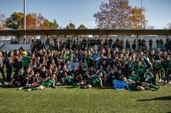 Tres chilenas siguen en competencia en Copa de la Reina